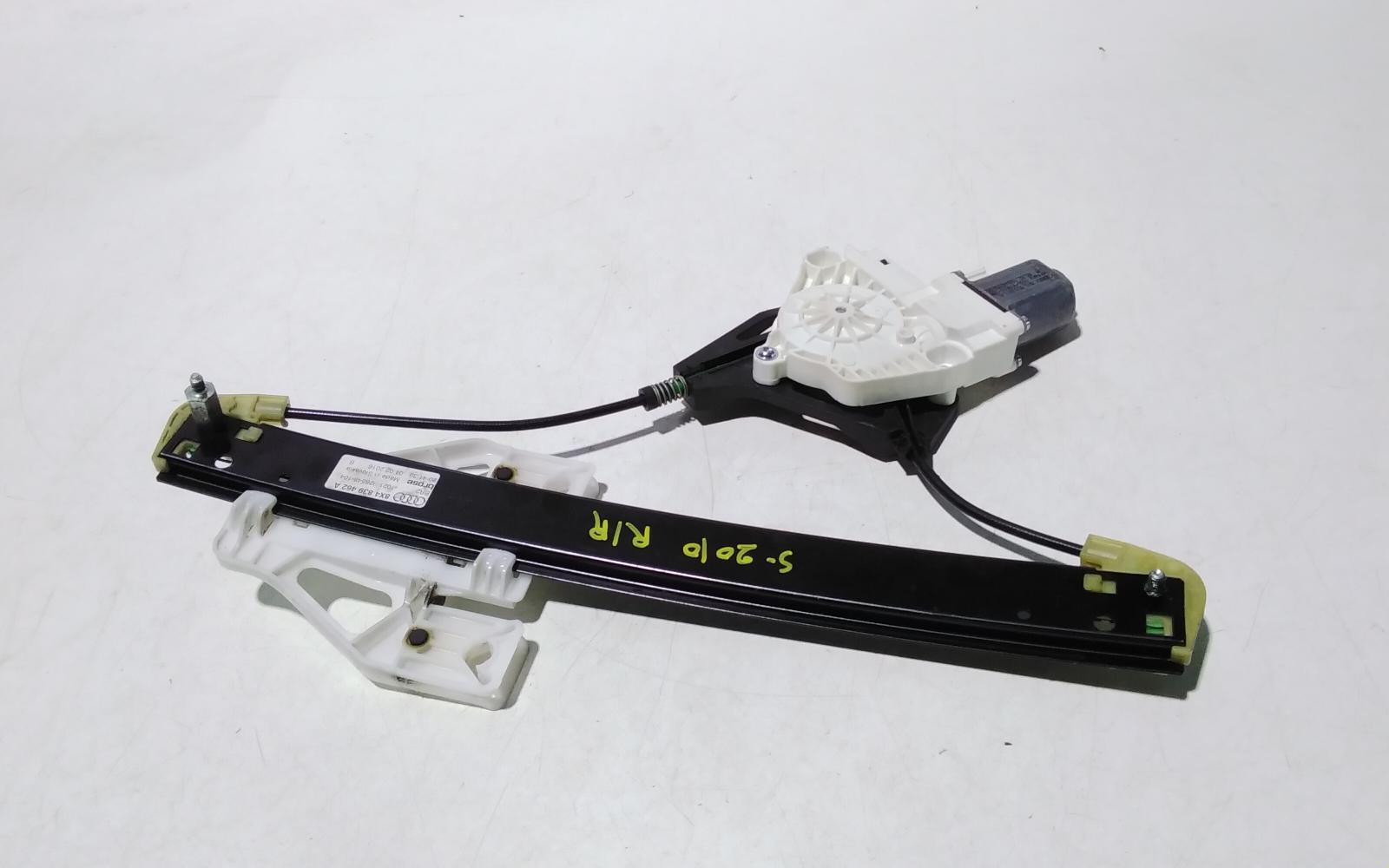 View Auto part Right Rear Wnd Reg/Motor Audi A1 2016