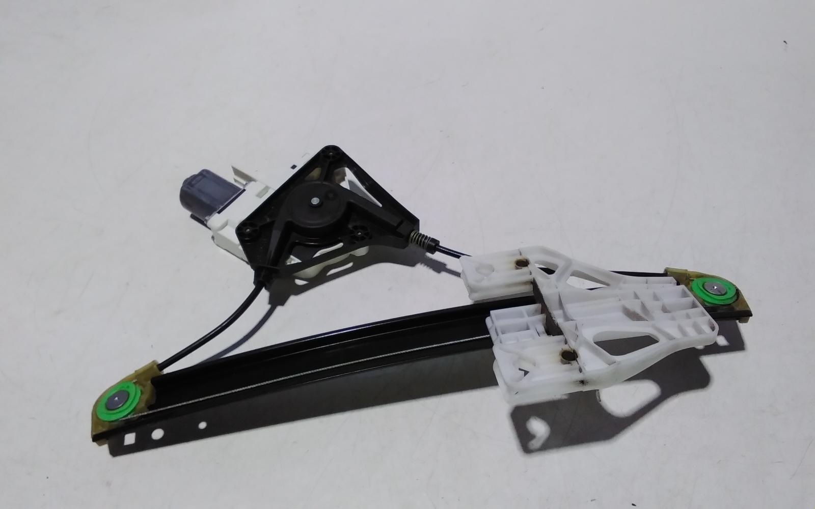 View Auto part Right Rear Wnd Reg/Motor Audi A1 2016