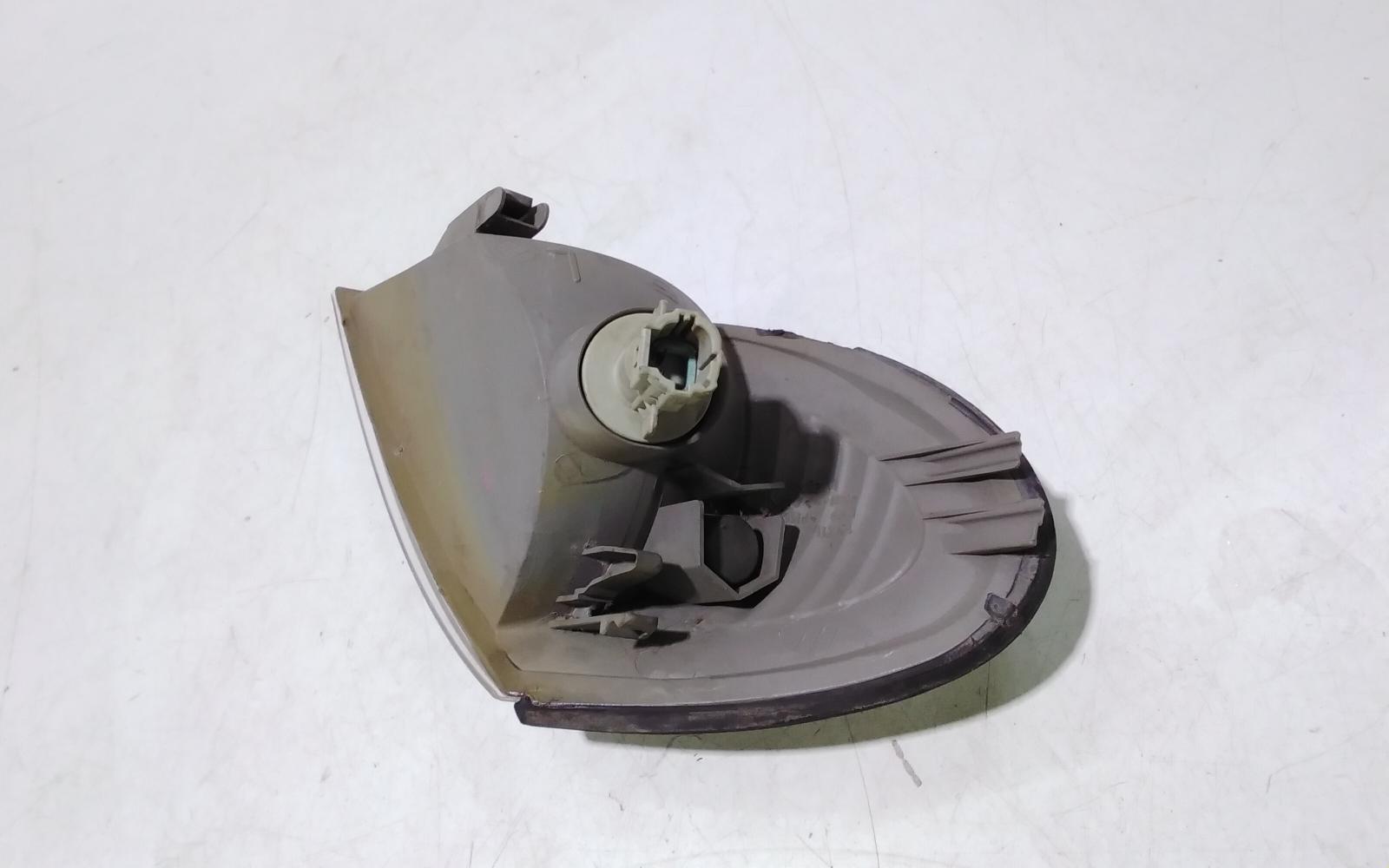 View Auto part Right Indicator/Fog/Side Nissan Pulsar 2002