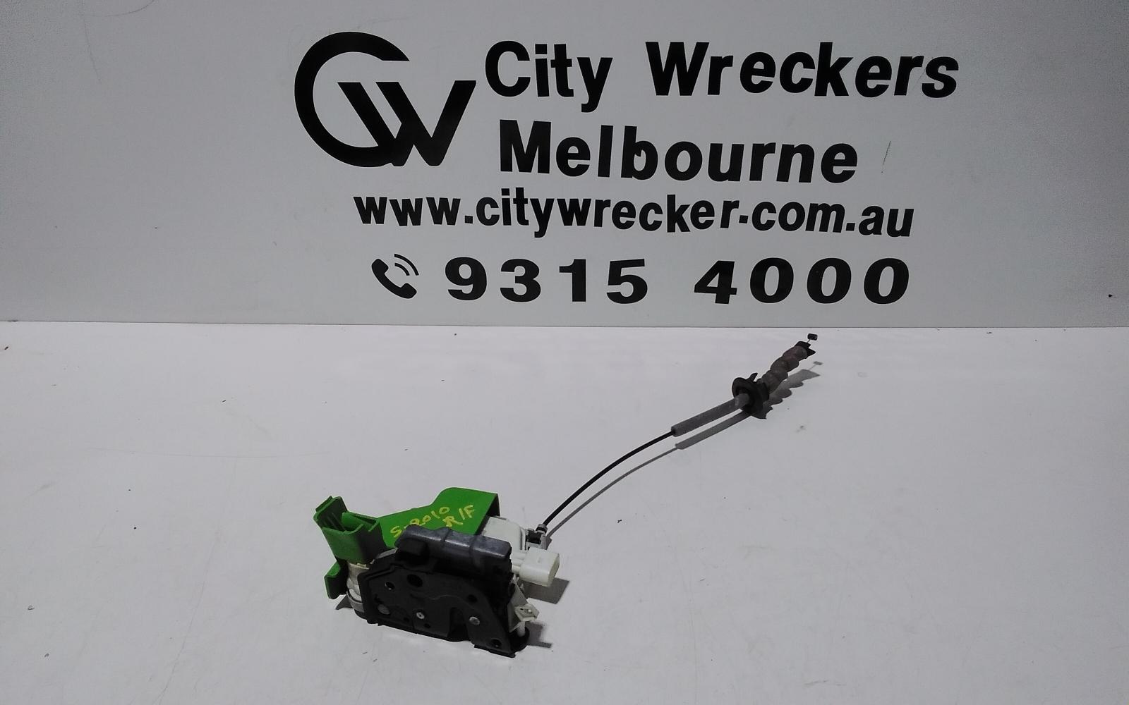 View Auto part Door/Boot/Gate Lock Audi A1 2016