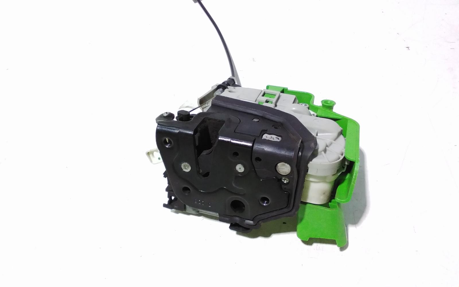 View Auto part Door/Boot/Gate Lock Audi A1 2016