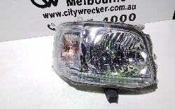 View Auto part Right Headlamp Toyota Hiace 2013