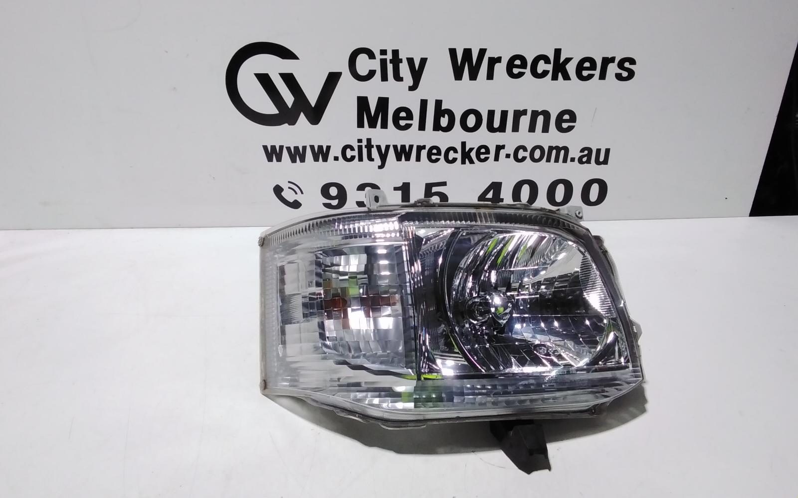 View Auto part Right Headlamp Toyota Hiace 2013