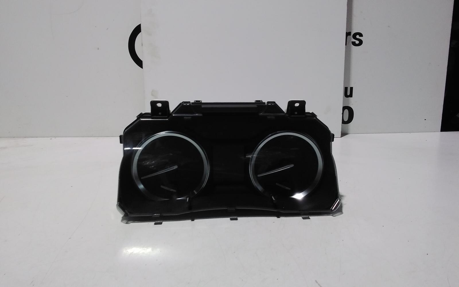 View Auto part Instrument Cluster Toyota Kluger 2014