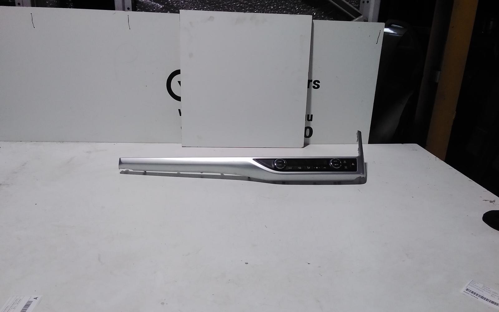 View Auto part Heater/Ac Controls Toyota Kluger 2014