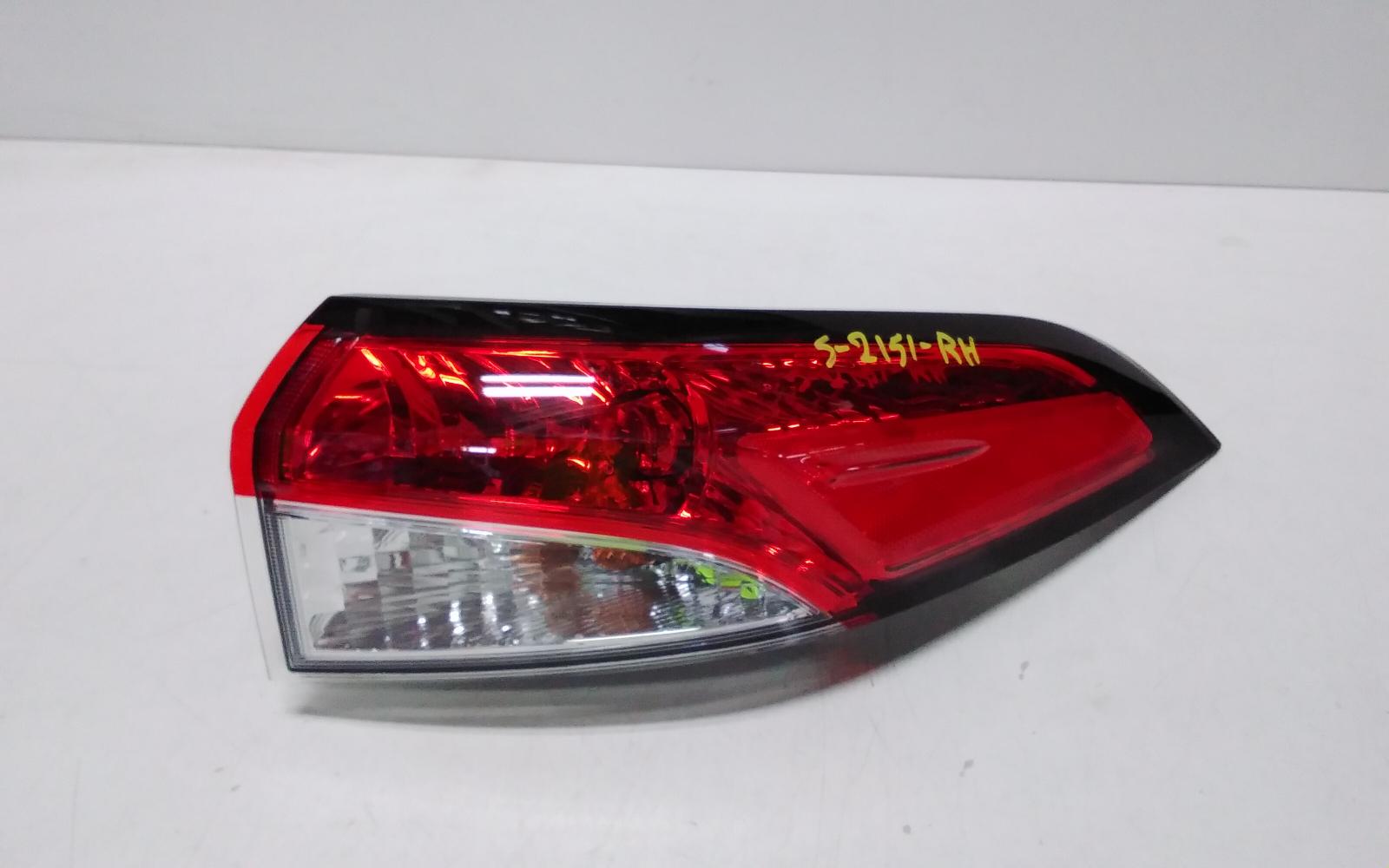 View Auto part Right Taillight Toyota Corolla 2021