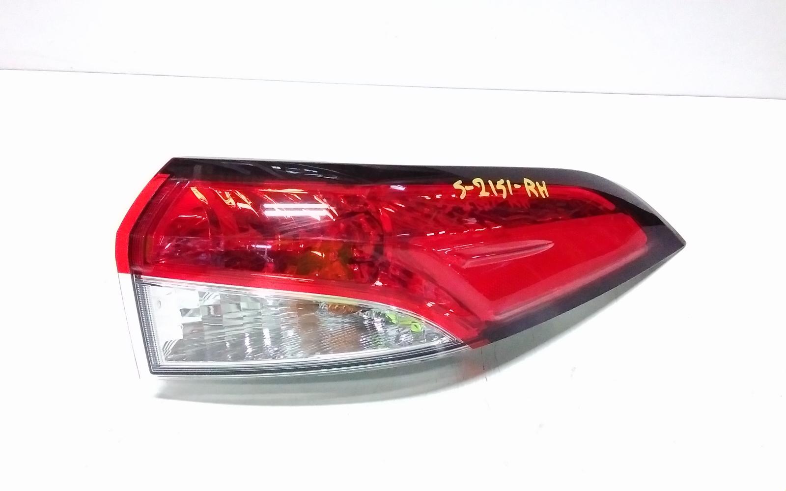 View Auto part Right Taillight Toyota Corolla 2021