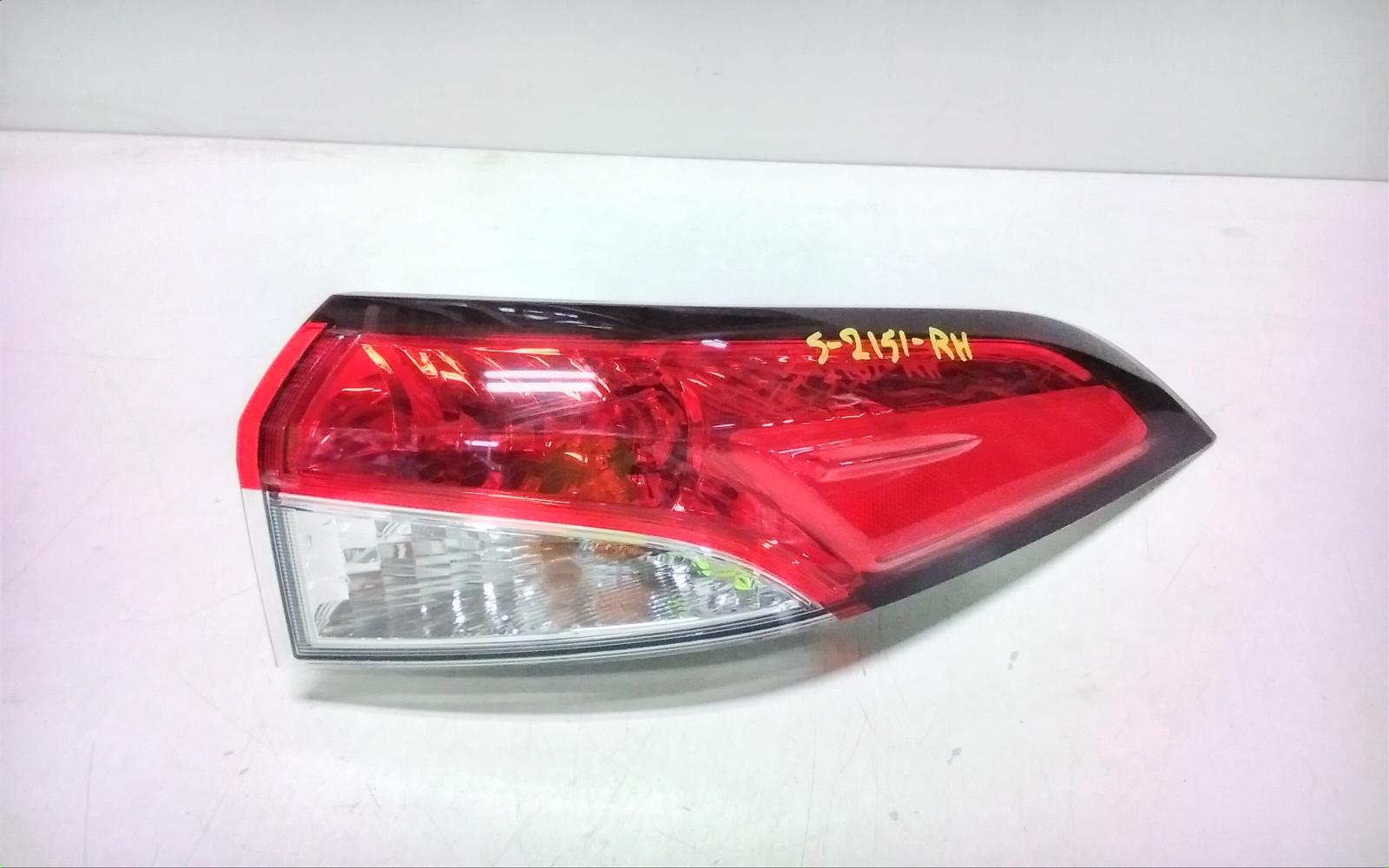 View Auto part Right Taillight Toyota Corolla 2021