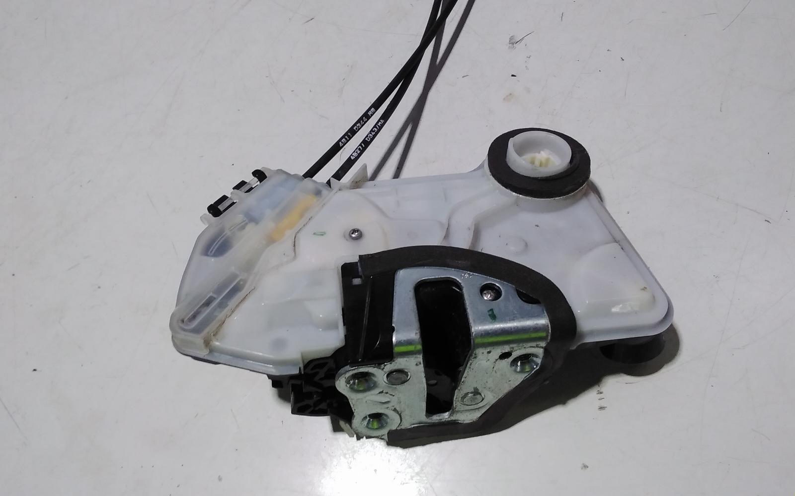 View Auto part Door/Boot/Gate Lock Toyota Kluger 2014