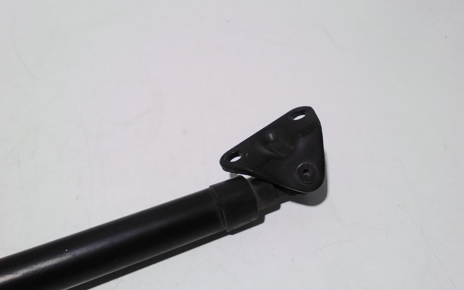 View Auto part Hatch Strut Toyota Hiace 2016