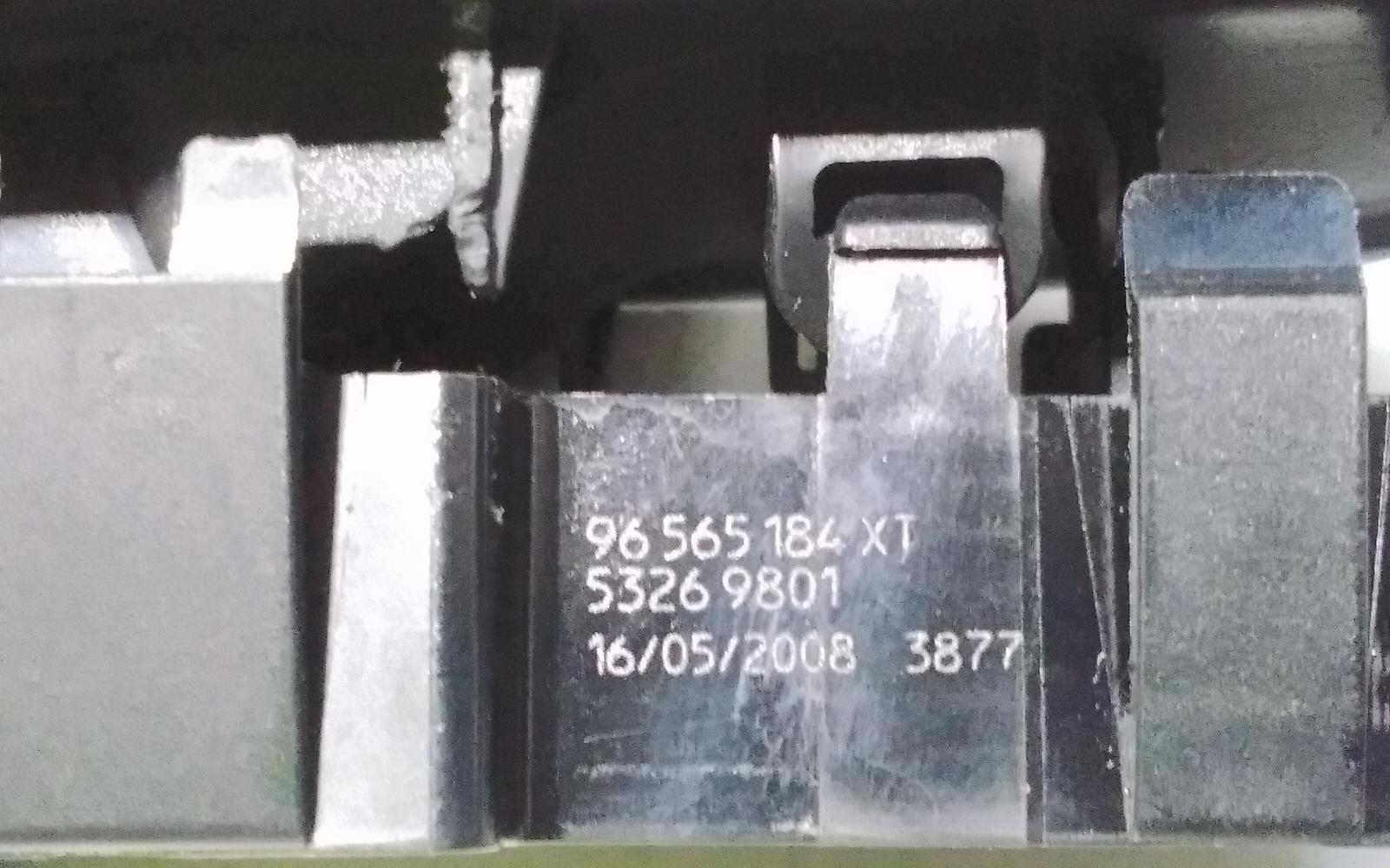 View Auto part Pwr Dr Wind Switch Peugeot 307 2007