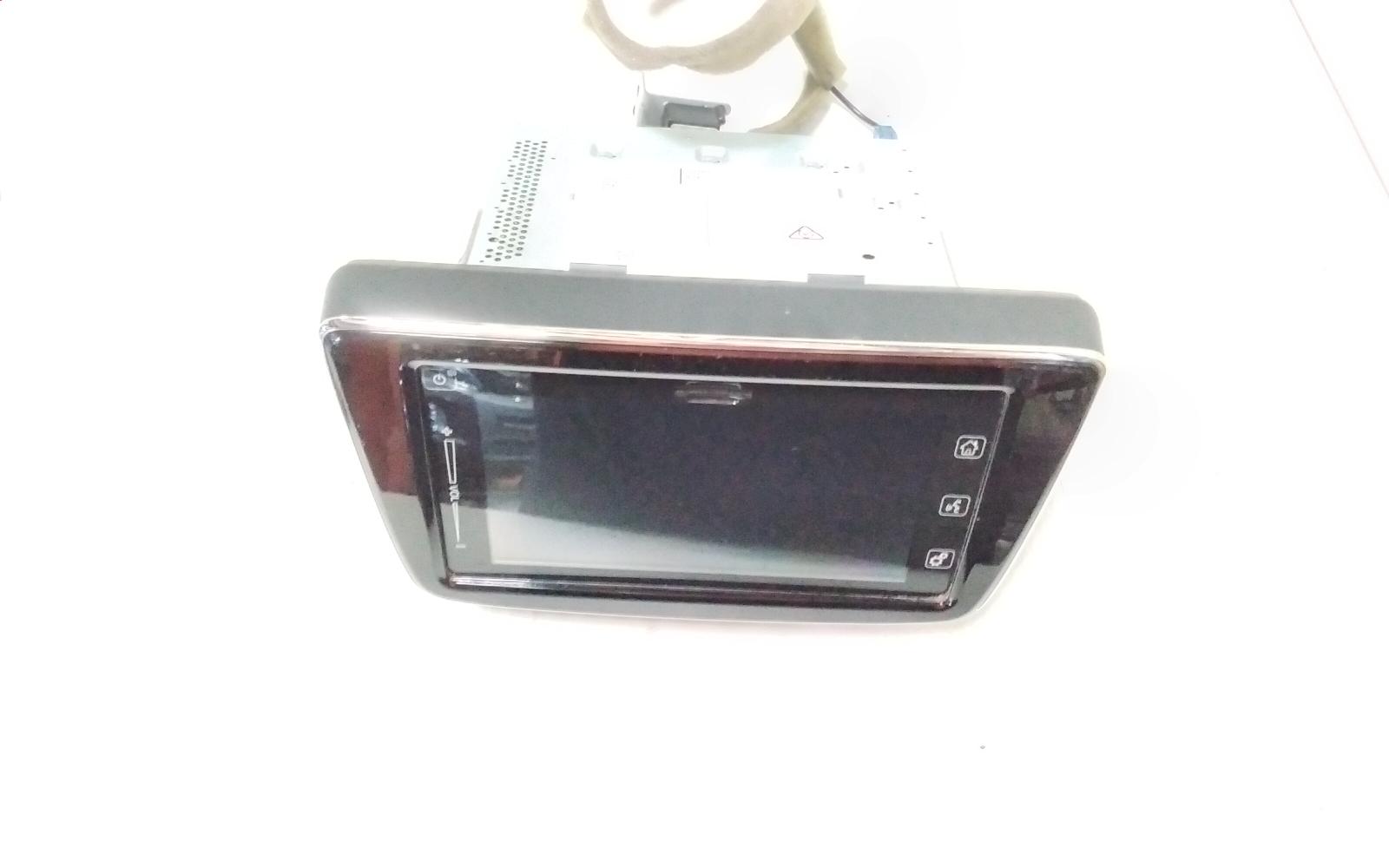 View Auto part Radio/Cd/Dvd/Sat/Tv Suzuki Baleno 2021