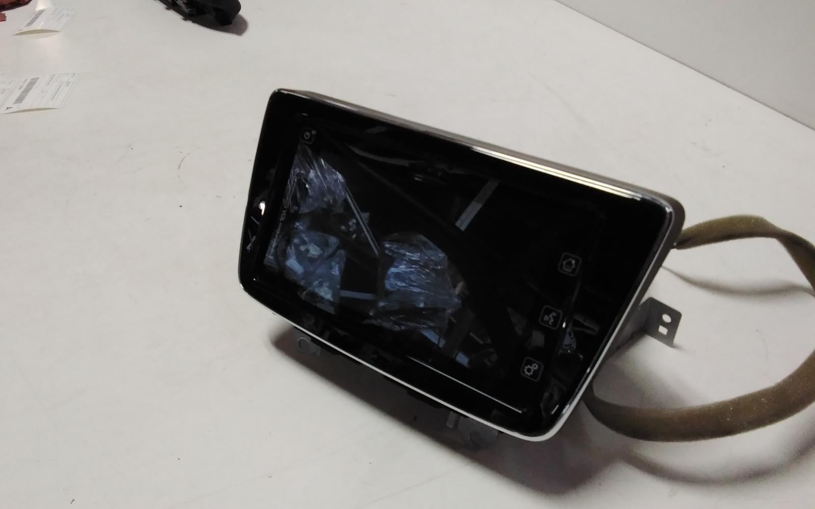 View Auto part Radio/Cd/Dvd/Sat/Tv Suzuki Baleno 2021