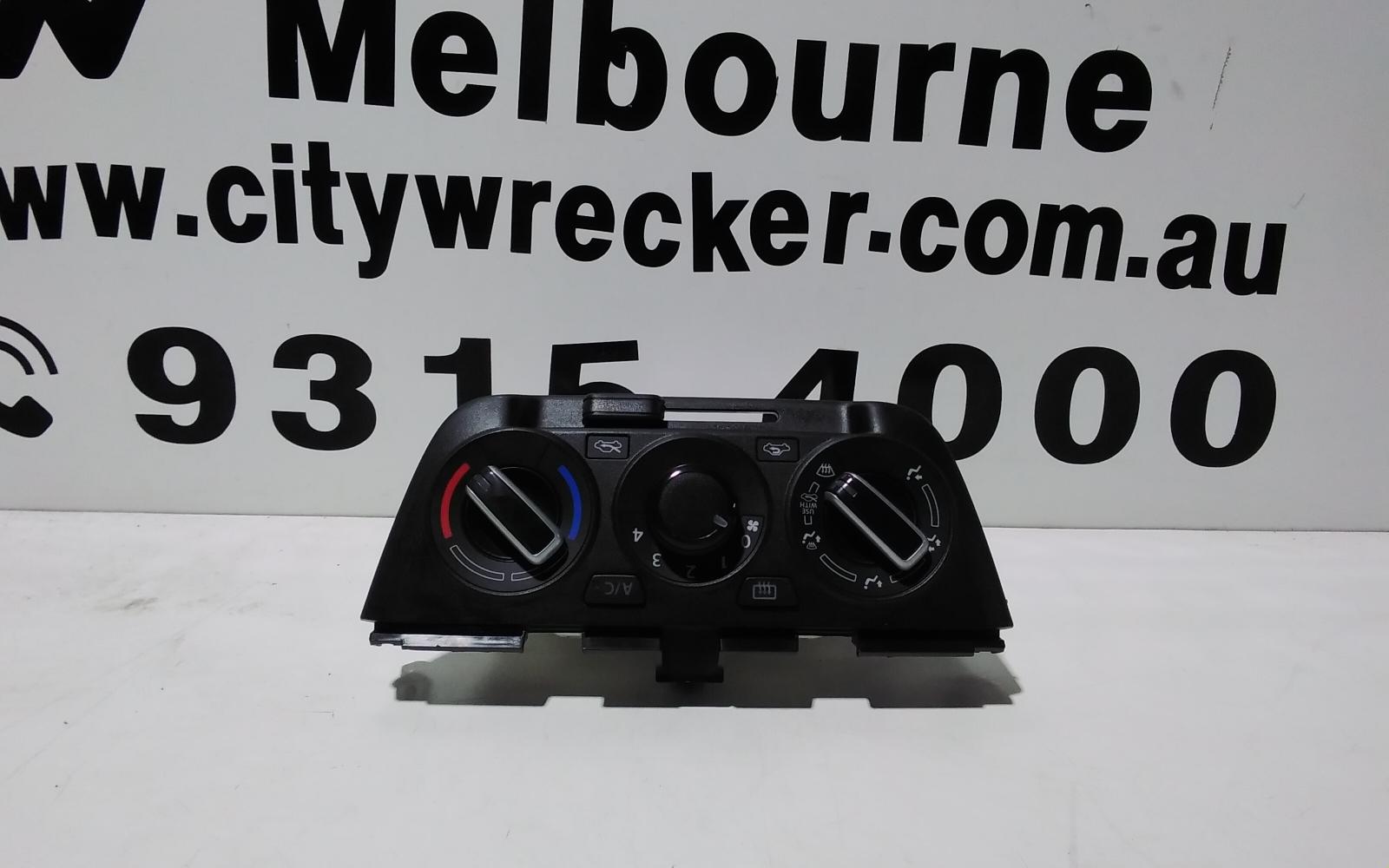 View Auto part Heater/Ac Controls Suzuki Swift 2019