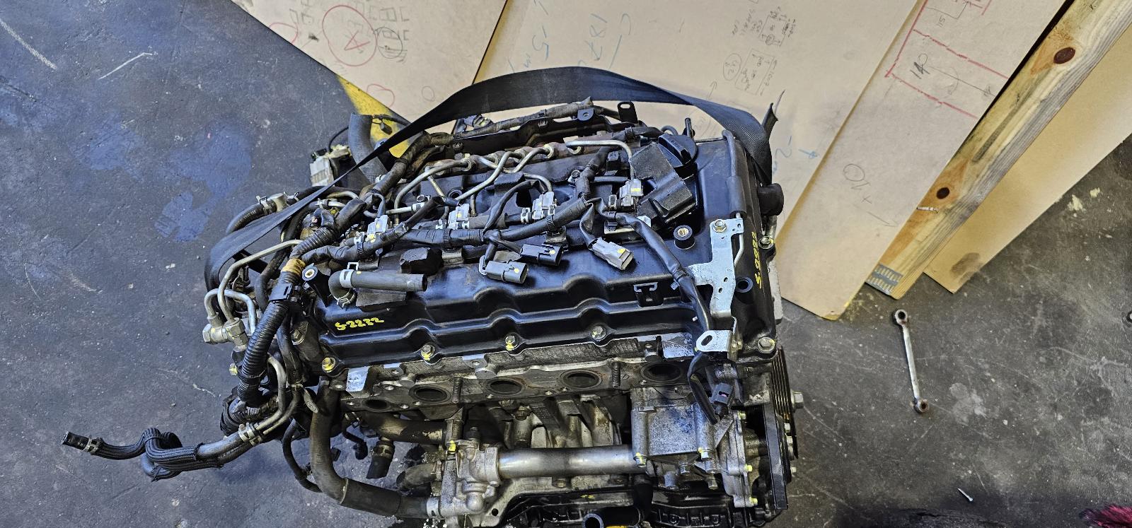 View Auto part Engine Mitsubishi Outlander 2014