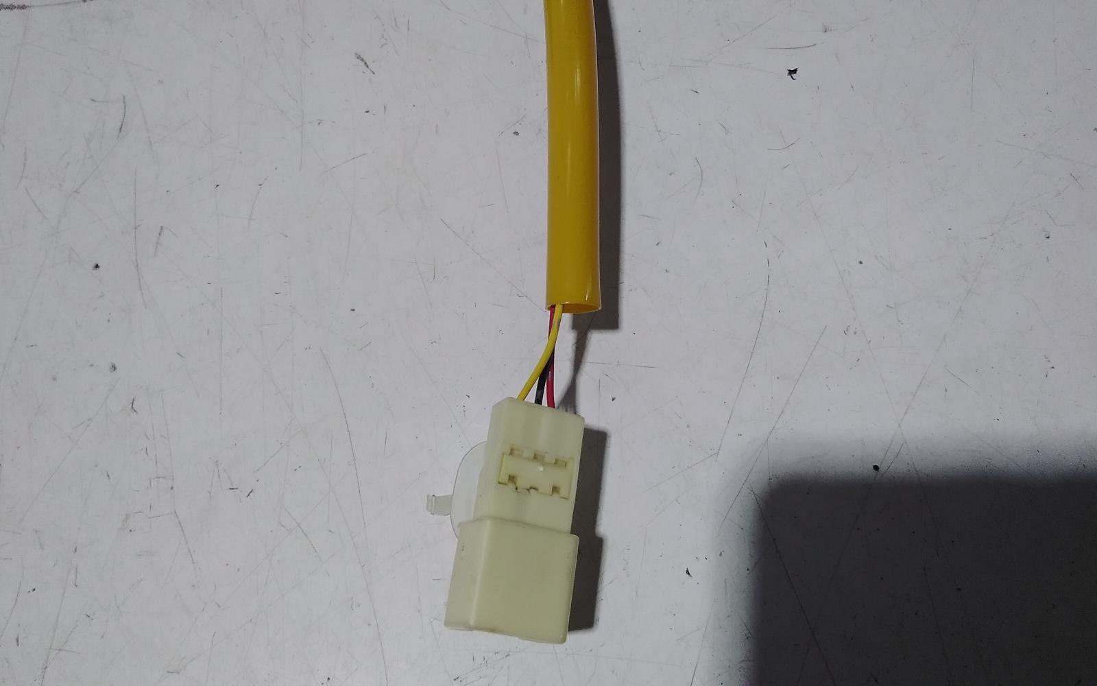 View Auto part Tailgate Handle Mitsubishi Outlander 2014