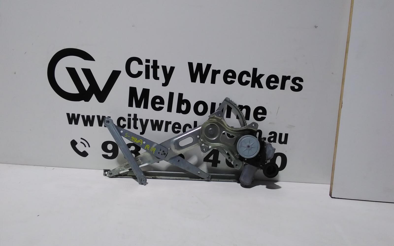 View Auto part Right Rear Wnd Reg/Motor Toyota Prius 2010