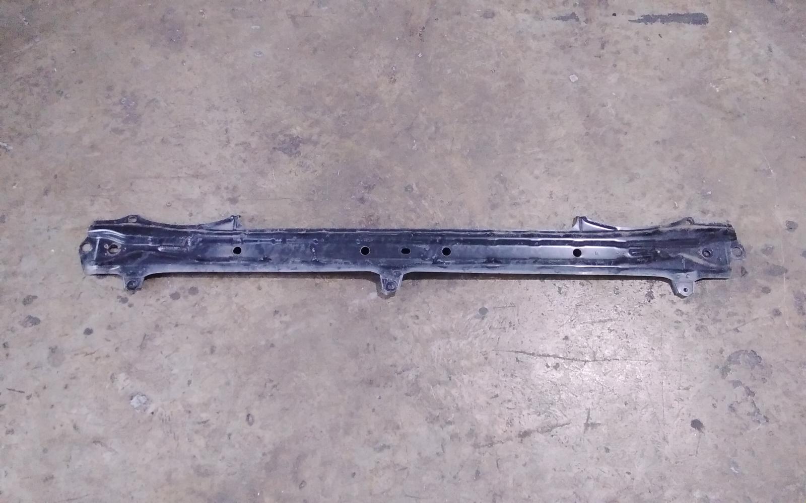View Auto part F/Bar Reinforc/Brack Toyota Hiace 2013