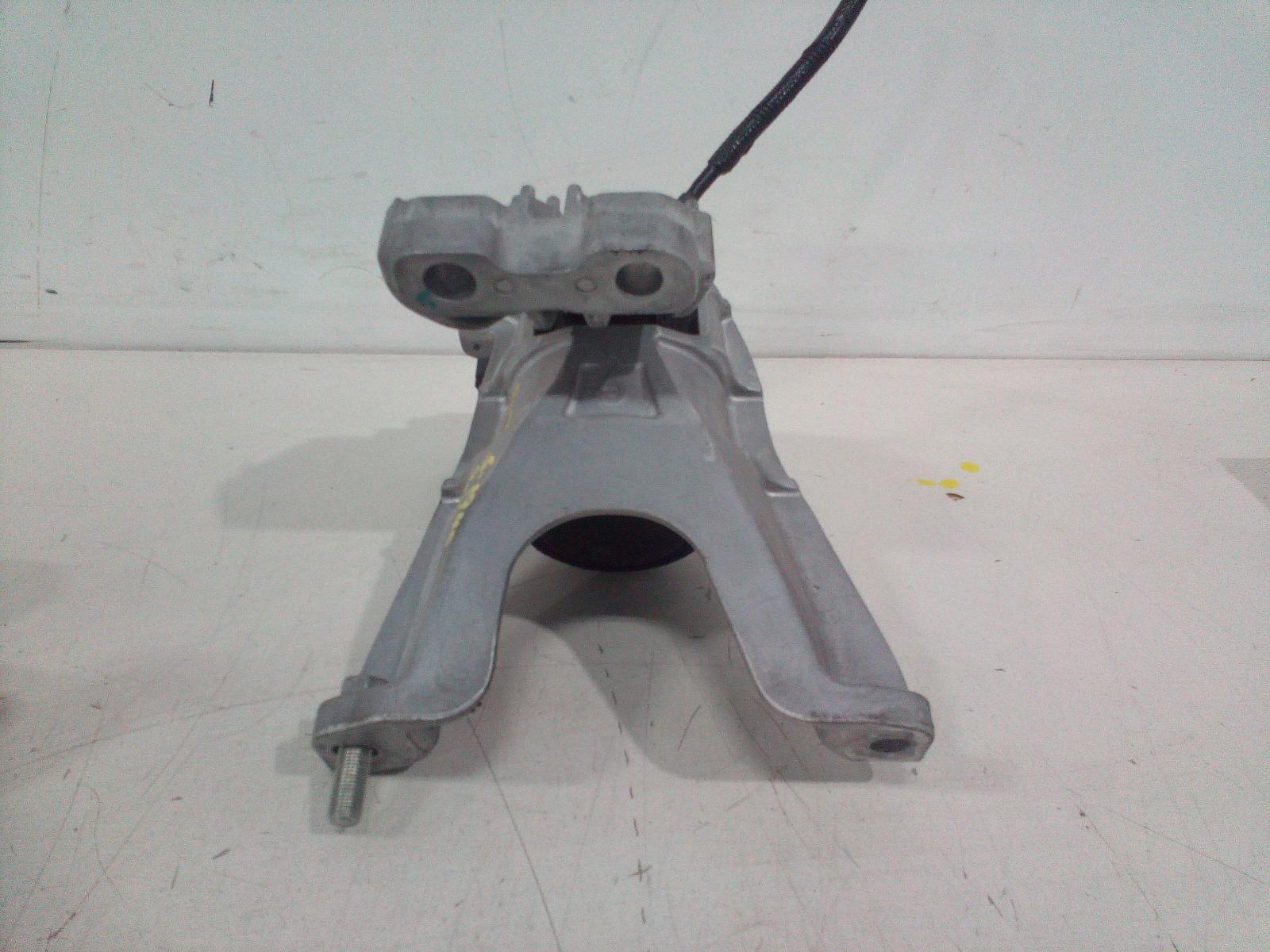 View Auto part Mount Honda Civic 2019