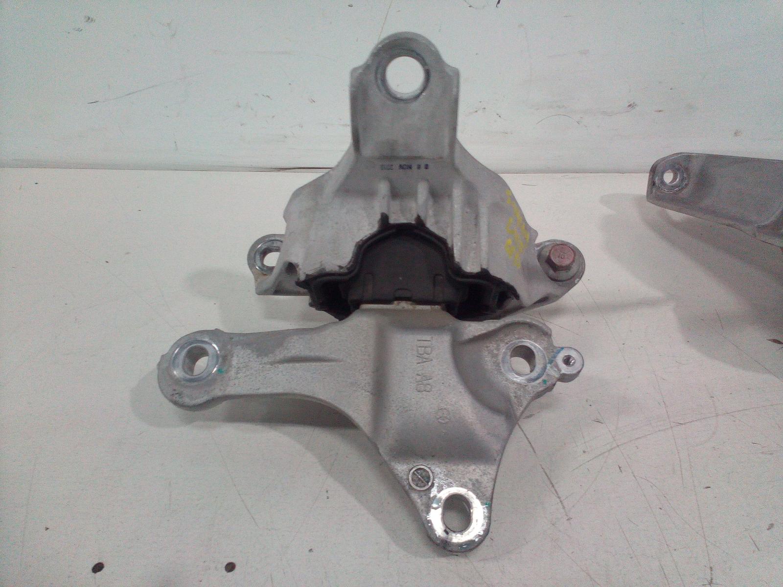 View Auto part Mount Honda Civic 2019