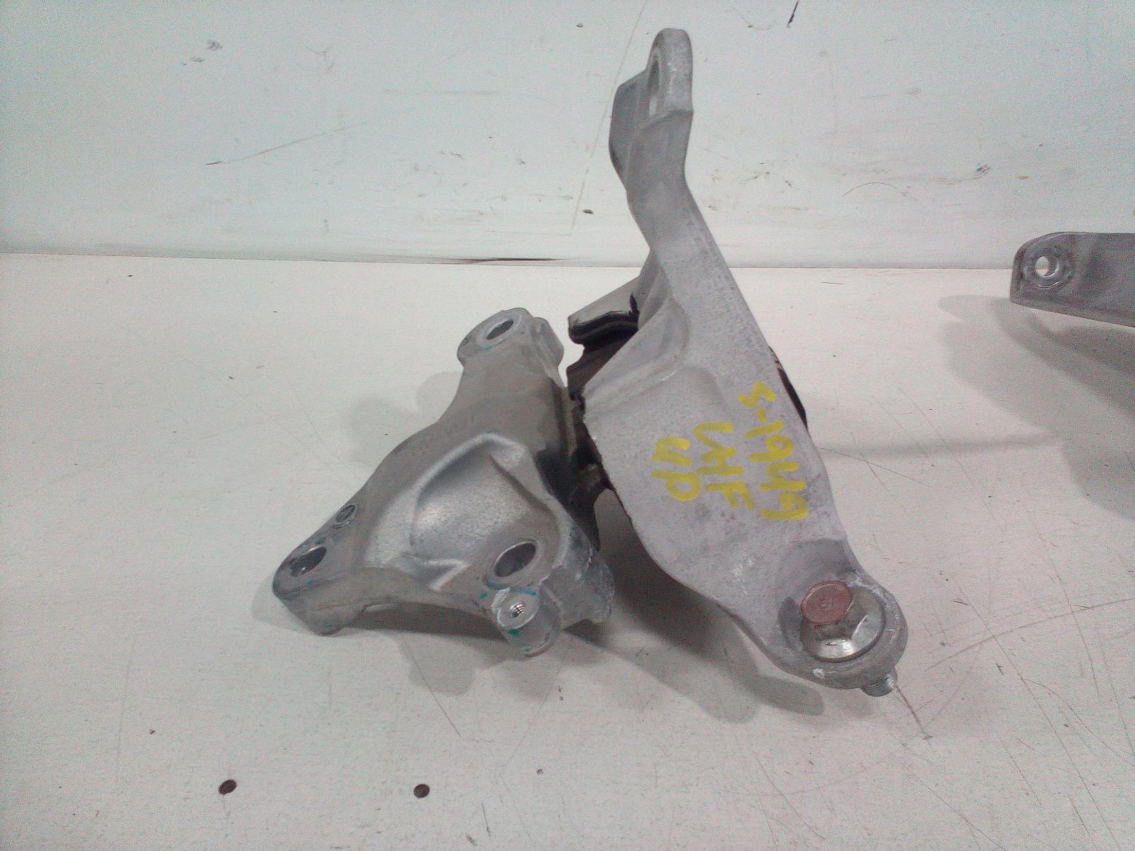 View Auto part Mount Honda Civic 2019