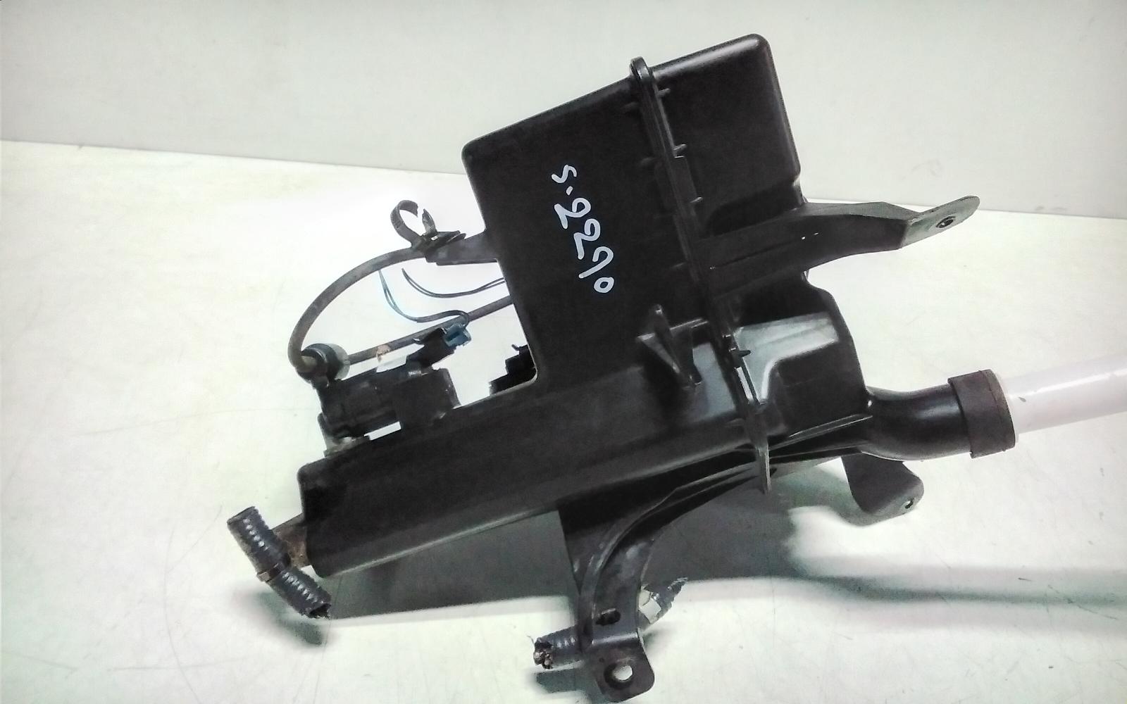View Auto part Washer Bottle Nissan Pathfinder 2013