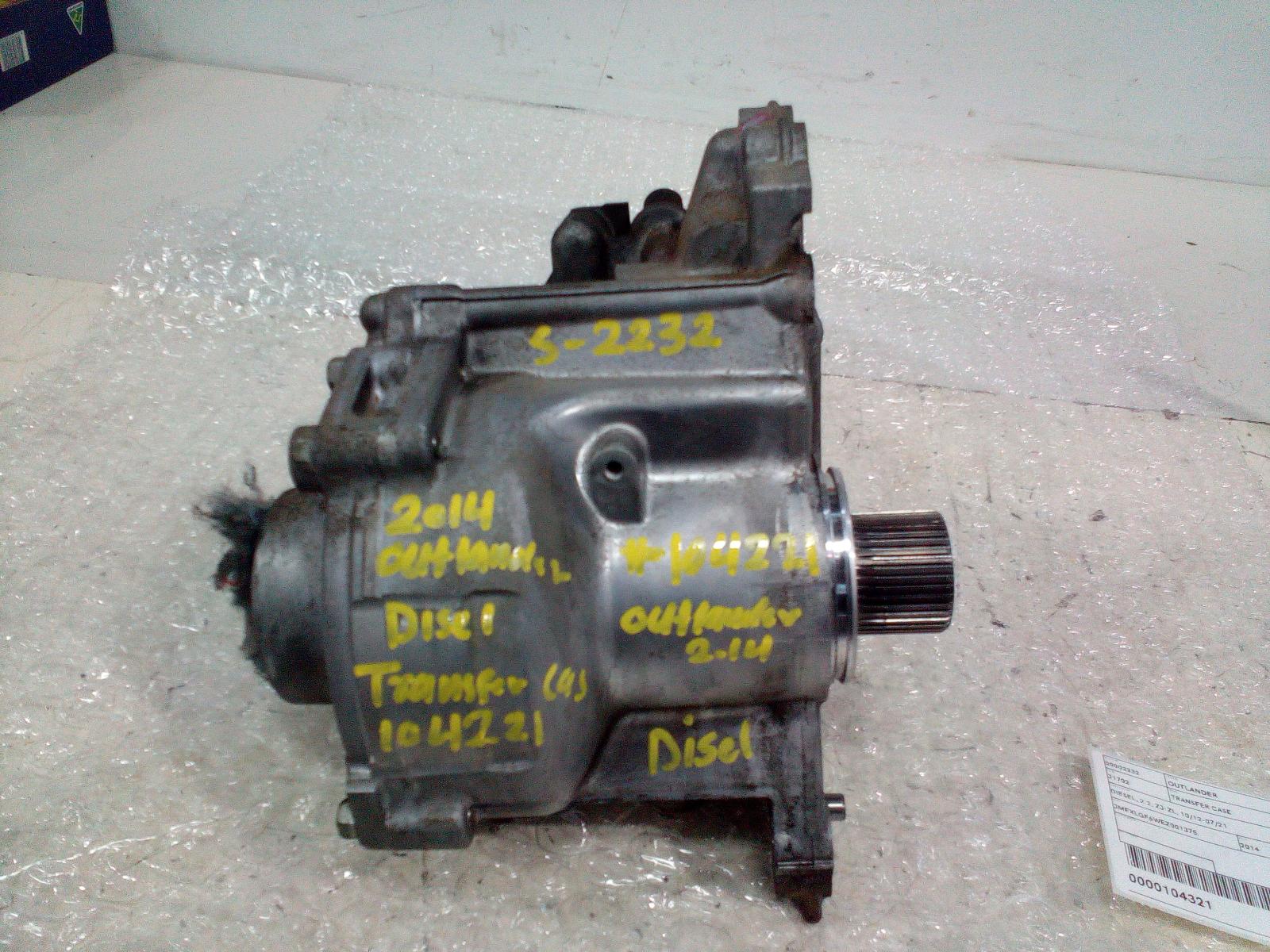 View Auto part Transfer Case Mitsubishi Outlander 2014