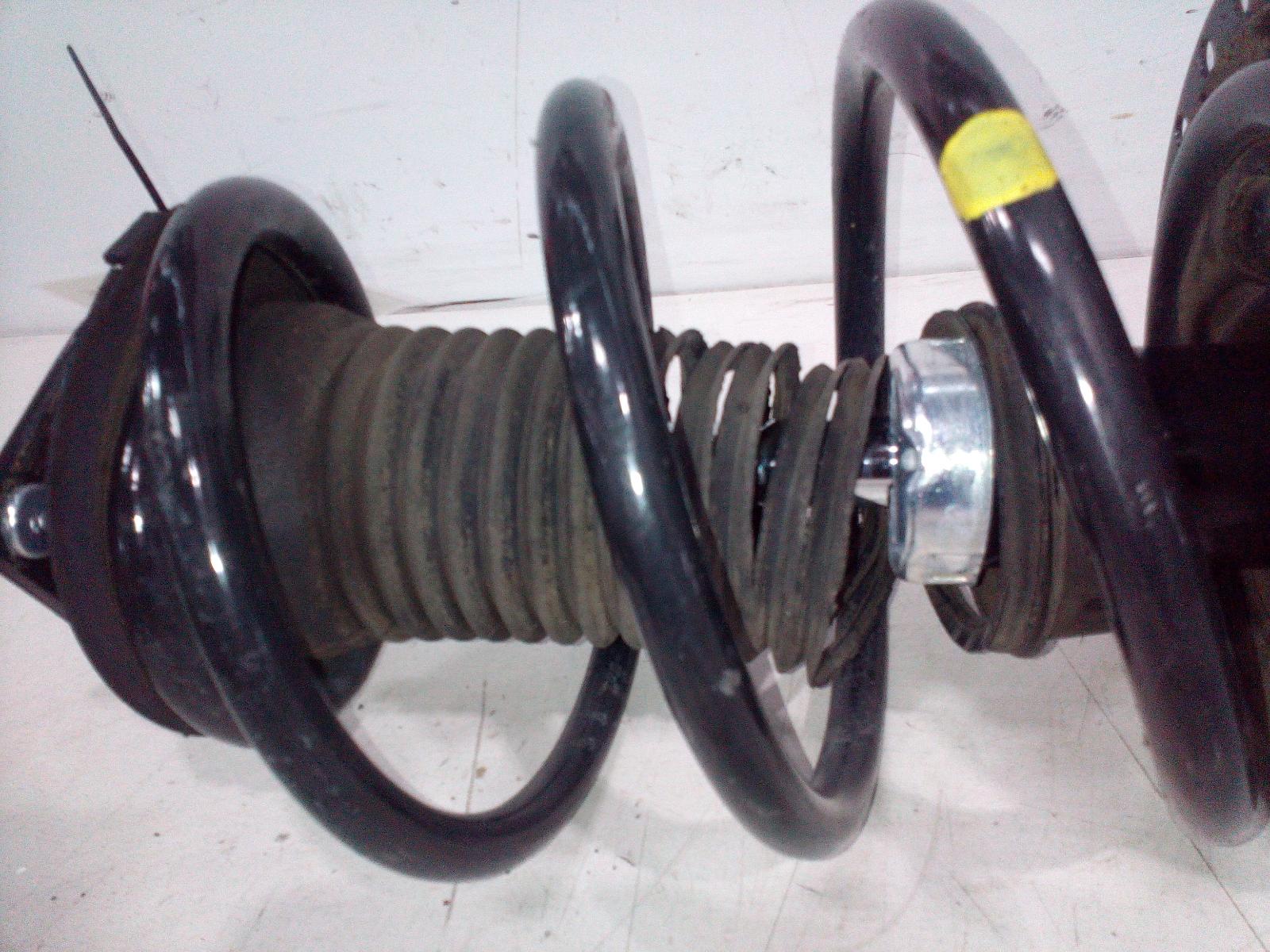 2014 Mitsubishi Outlander Right Front Strut View Auto part Right Front Strut Mitsubishi Outlander 2014