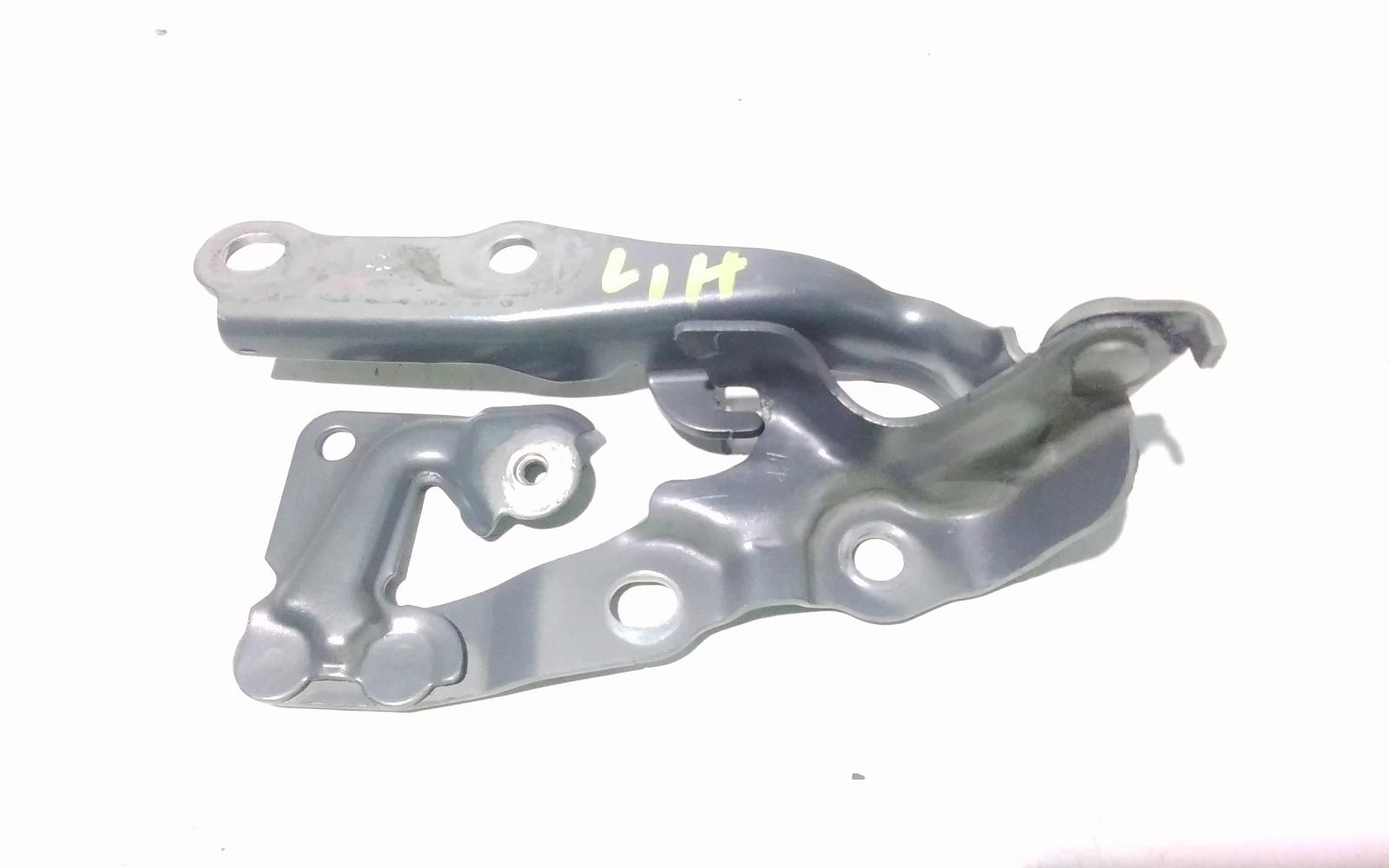 View Auto part Bonnet Hinge/Strut Toyota Aurion 2009
