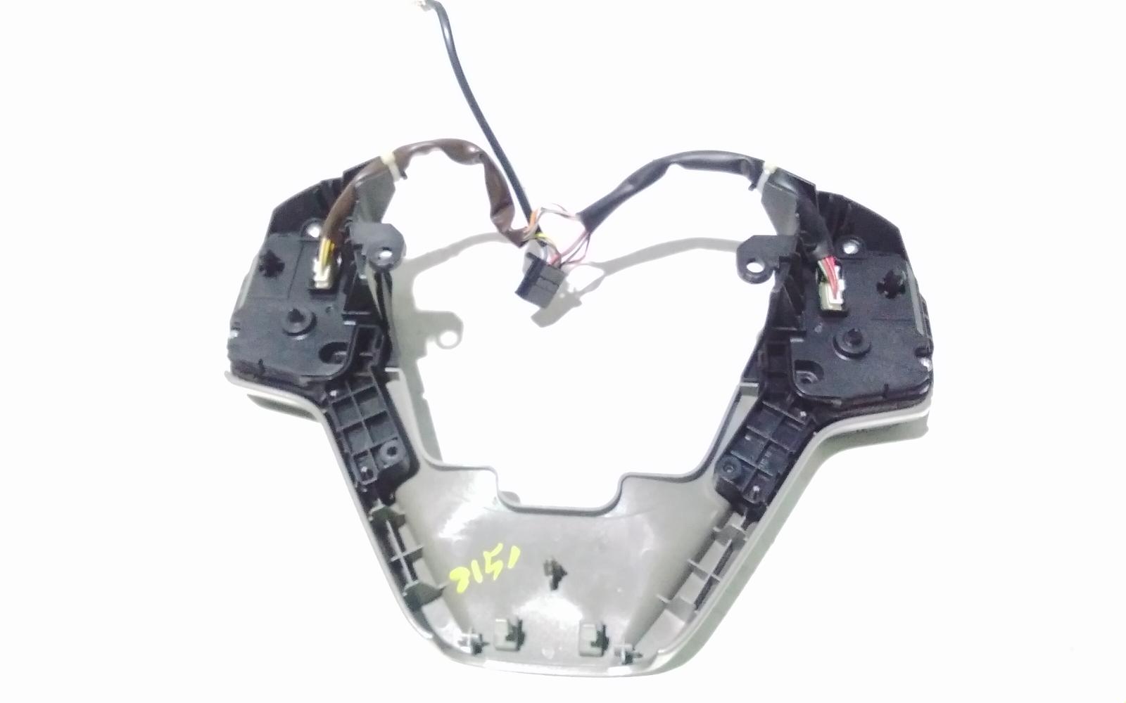 View Auto part Misc Toyota Kluger 2014