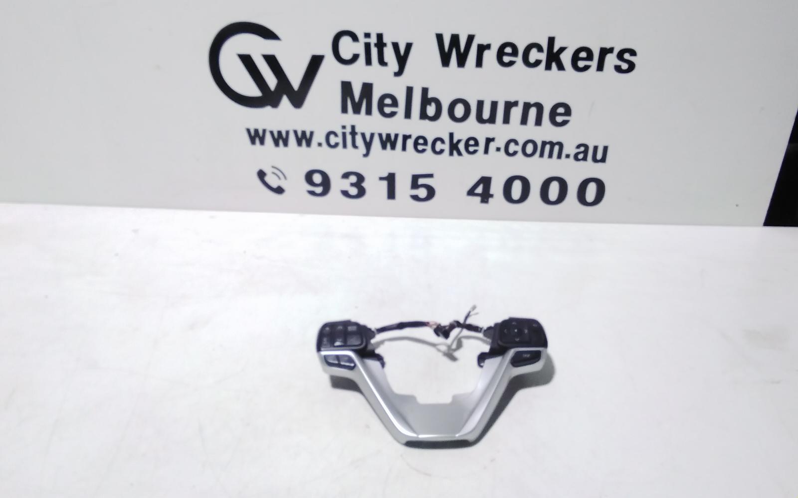 View Auto part Misc Toyota Kluger 2014