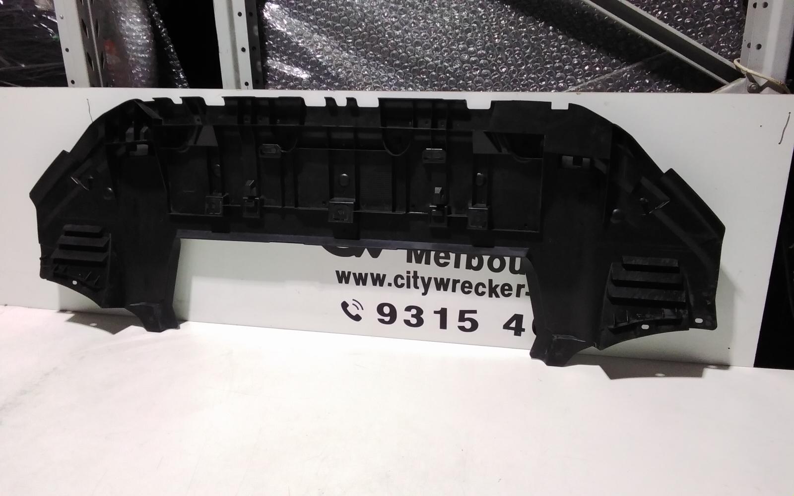 View Auto part Lower Engine Splash Tray Peugeot Expert 2019