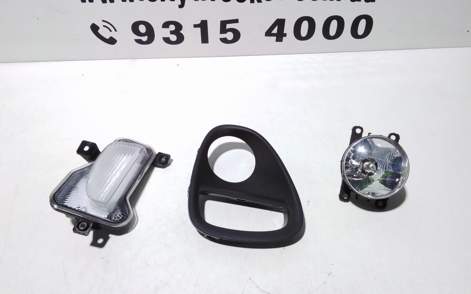 View Auto part Left Indicator/Fog/Side Suzuki Baleno 2021
