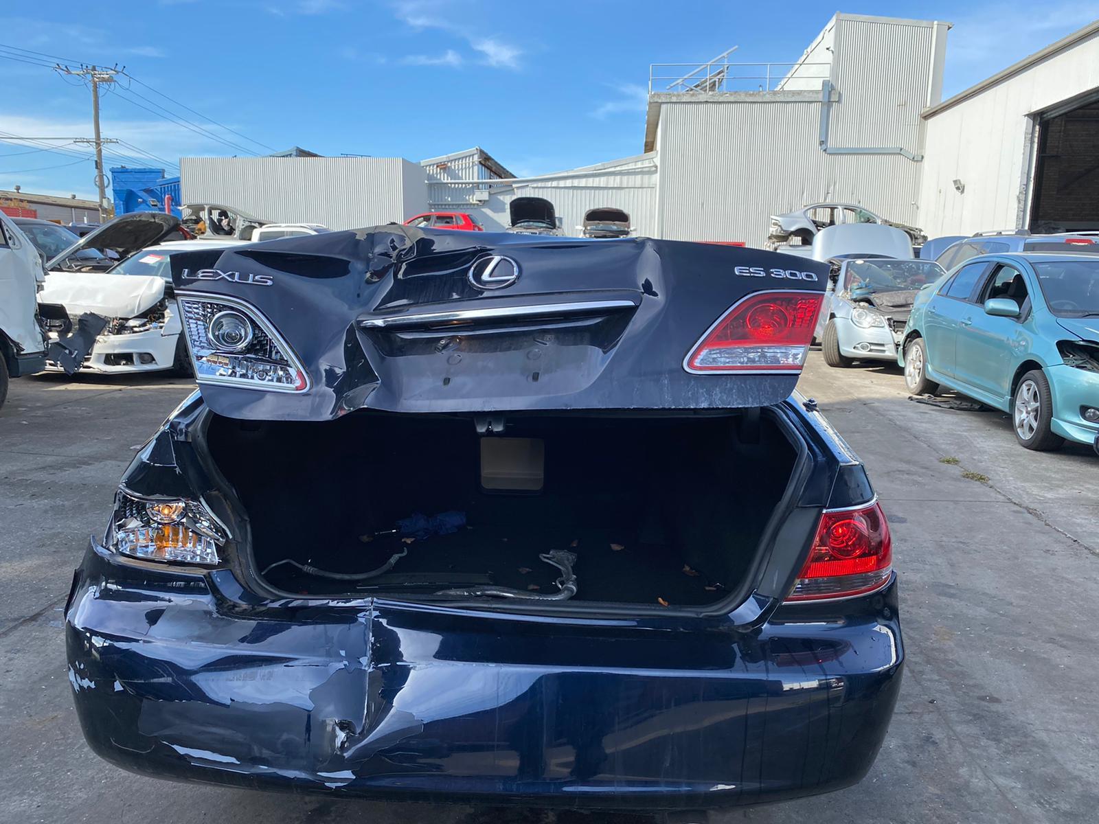 2005 Lexus Es300 (92-05) A/C Condenser View Auto part A/C Condenser Lexus Es300 (92-05) 2005