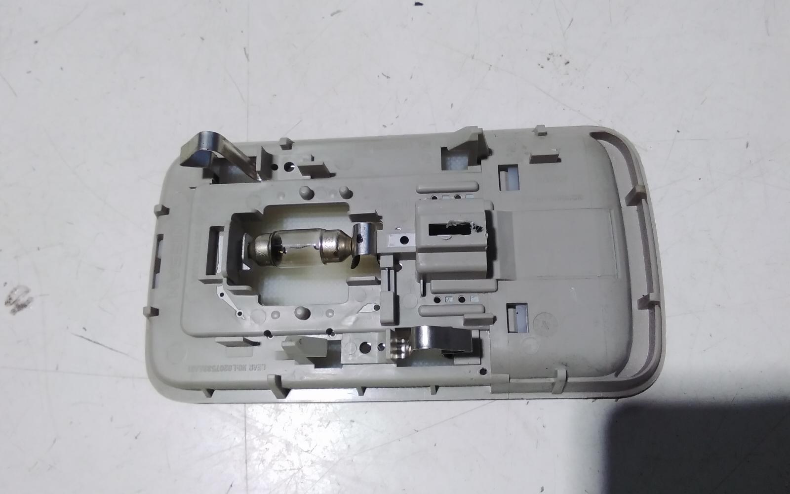 2013 Nissan Pathfinder Courtesy Light View Auto part Courtesy Light Nissan Pathfinder 2013