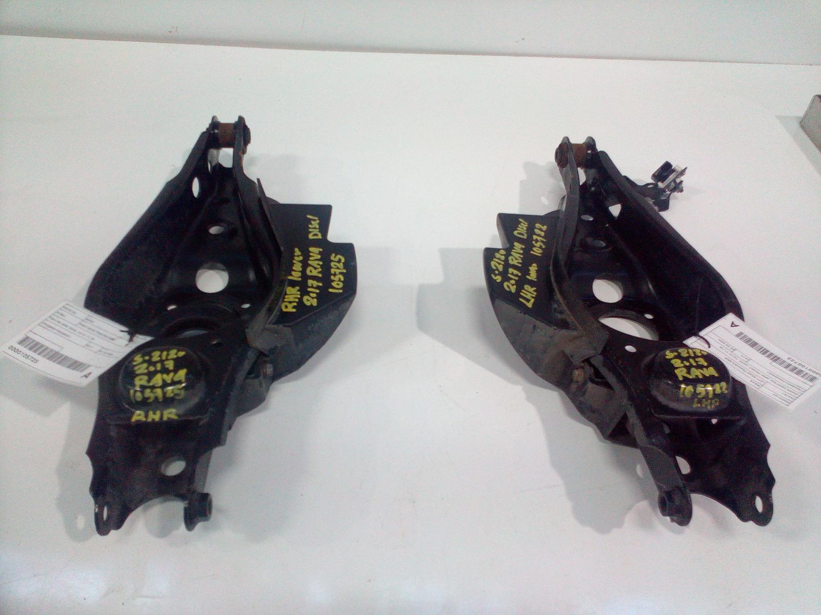 View Auto part Right Rear Trailing Arm Toyota Rav4 2017