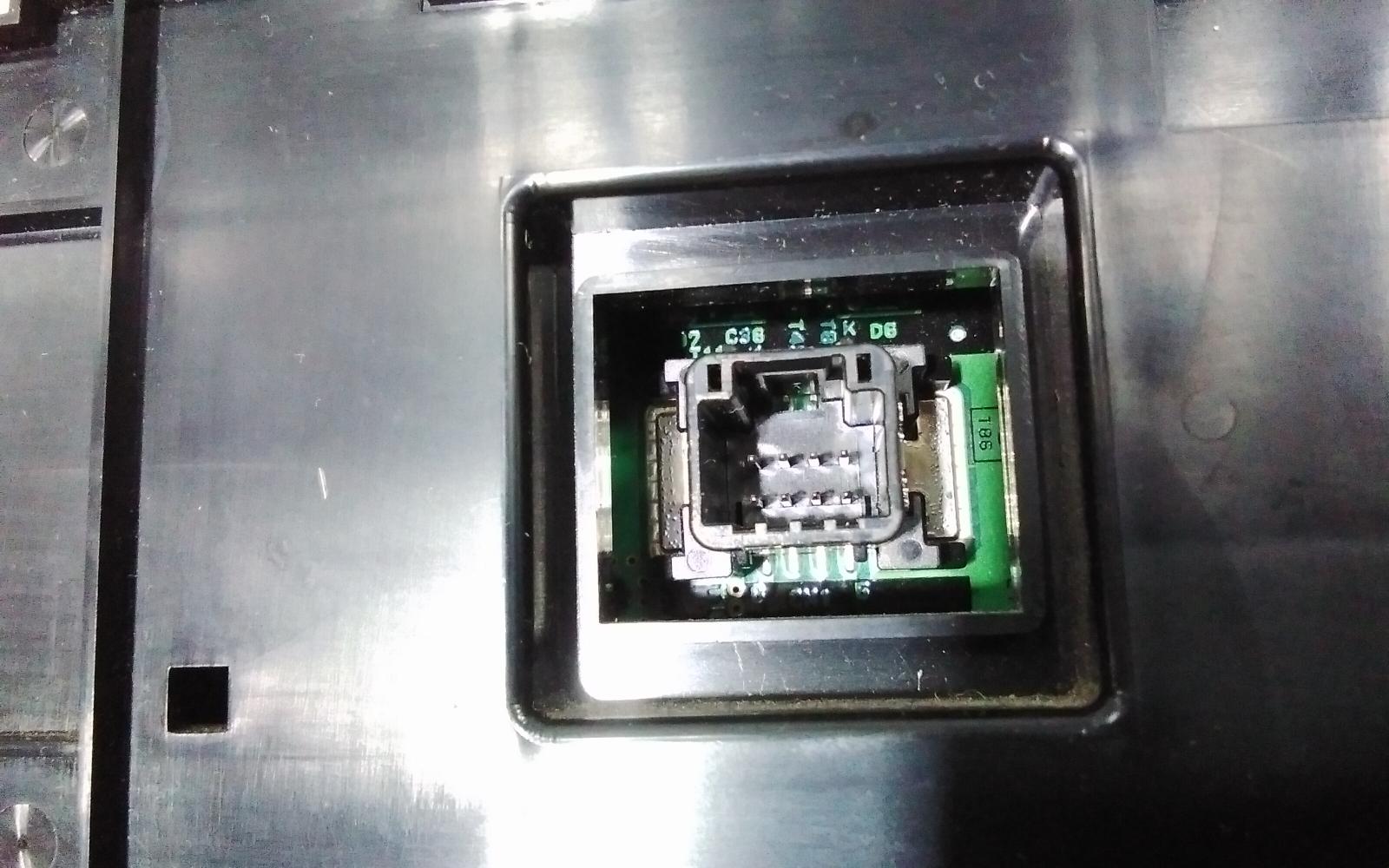 View Auto part Heater/Ac Controls Toyota Rav4 2017