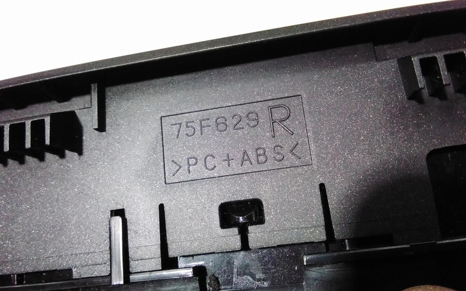 View Auto part Heater/Ac Controls Toyota Rav4 2017