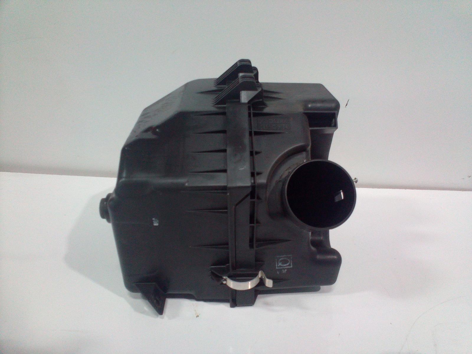 View Auto part Air Cleaner/Box Toyota Rav4 2017