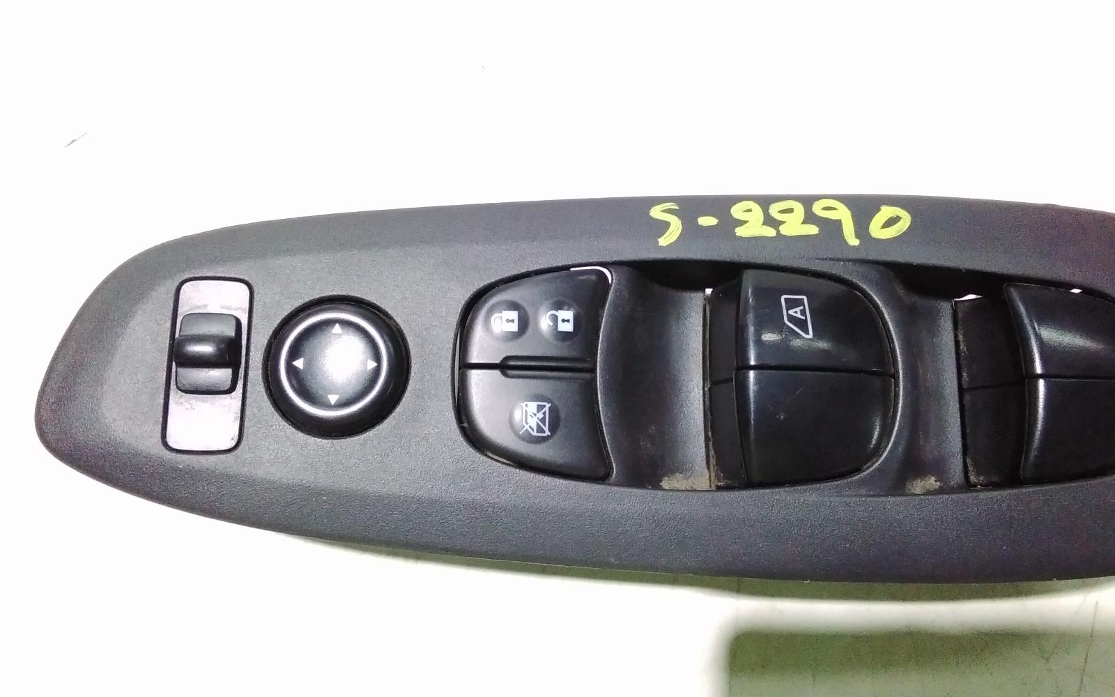 View Auto part Pwr Dr Wind Switch Nissan Pathfinder 2013
