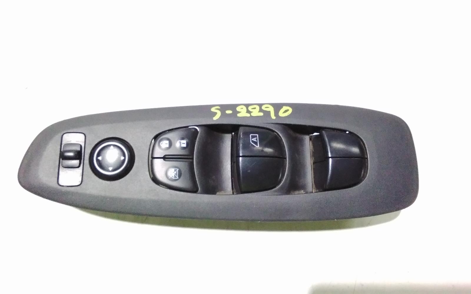 View Auto part Pwr Dr Wind Switch Nissan Pathfinder 2013