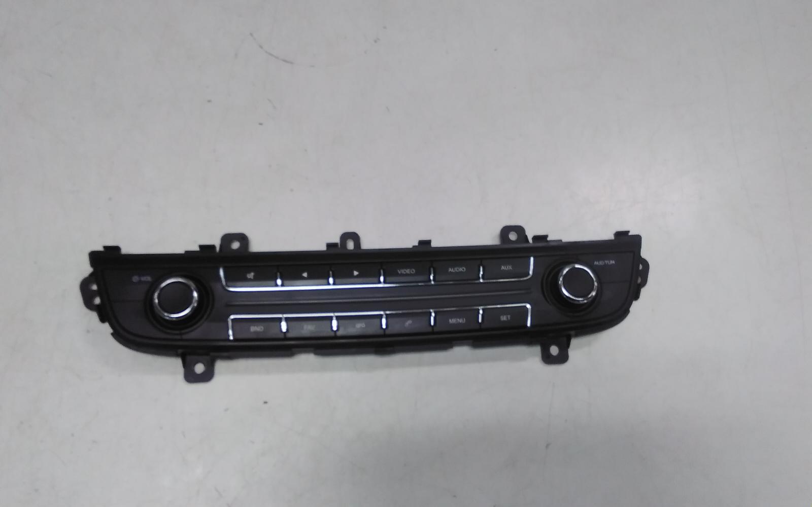 View Auto part Radio/Cd/Dvd/Sat/Tv Ldv G10 2021
