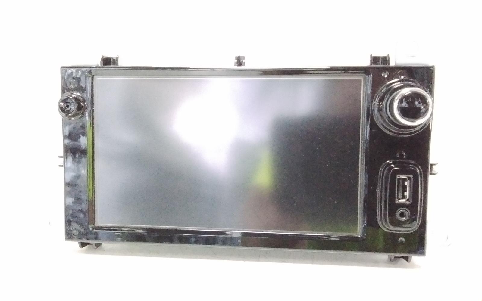 View Auto part Radio/Cd/Dvd/Sat/Tv Renault Clio 2014