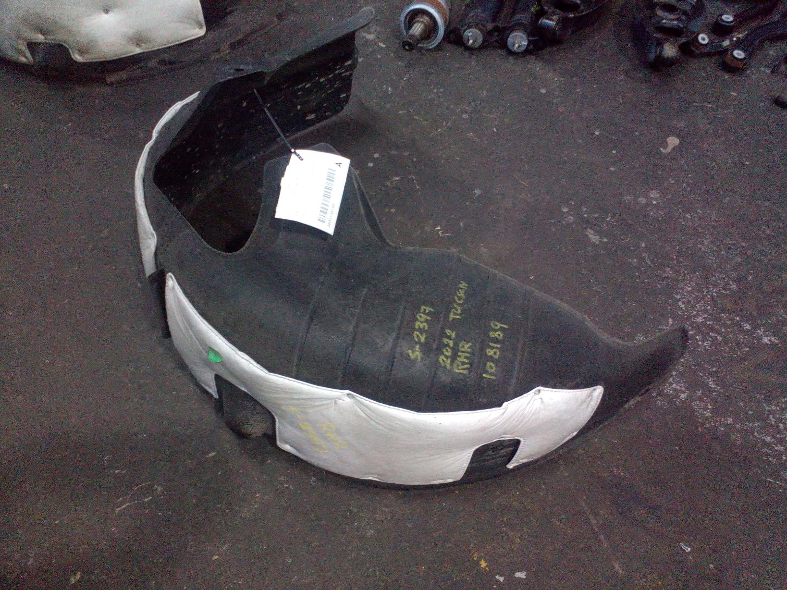 View Auto part Right Guard Liner Hyundai Tucson 2022