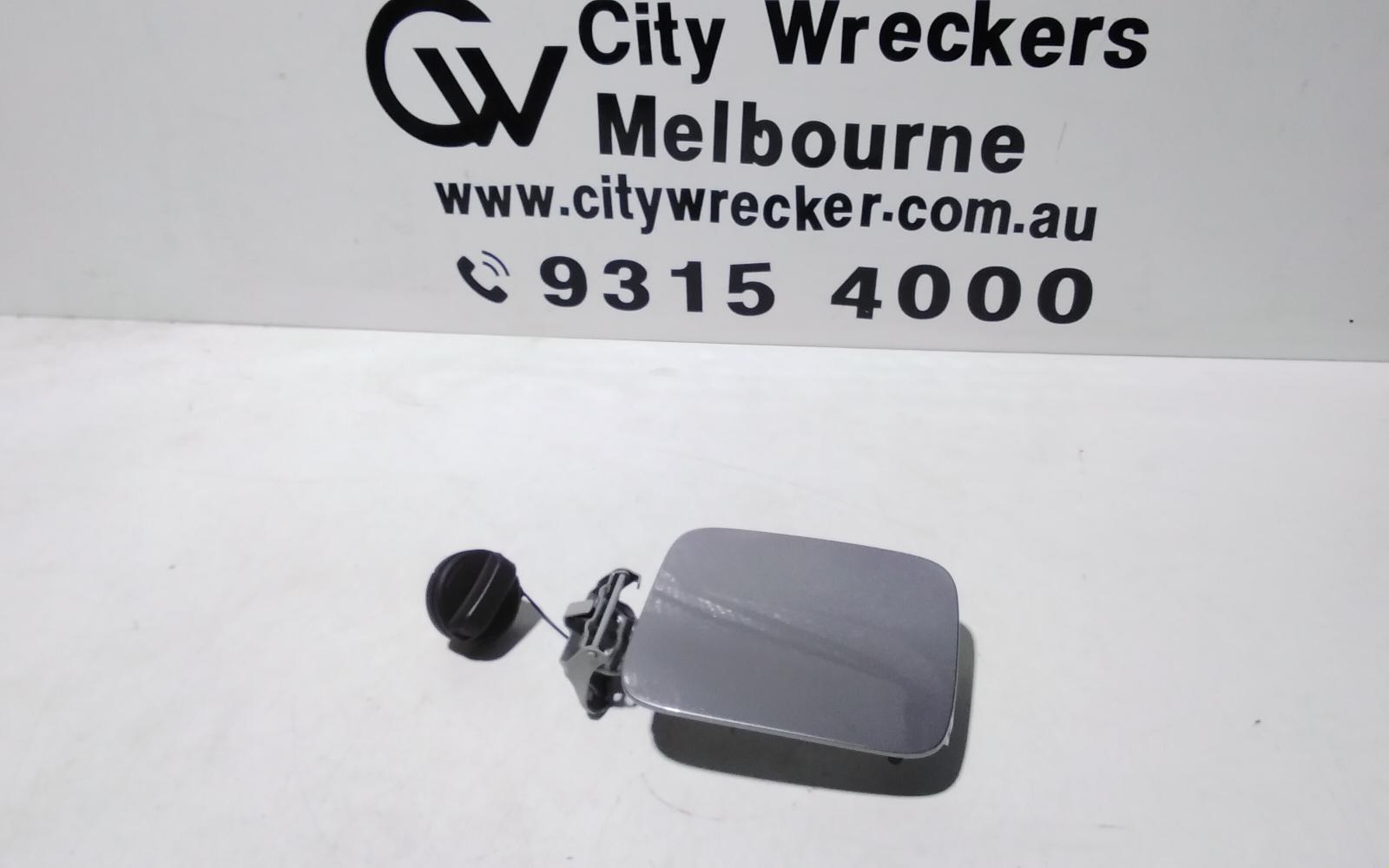 View Auto part Fuel Door / Filler Suzuki Baleno 2020