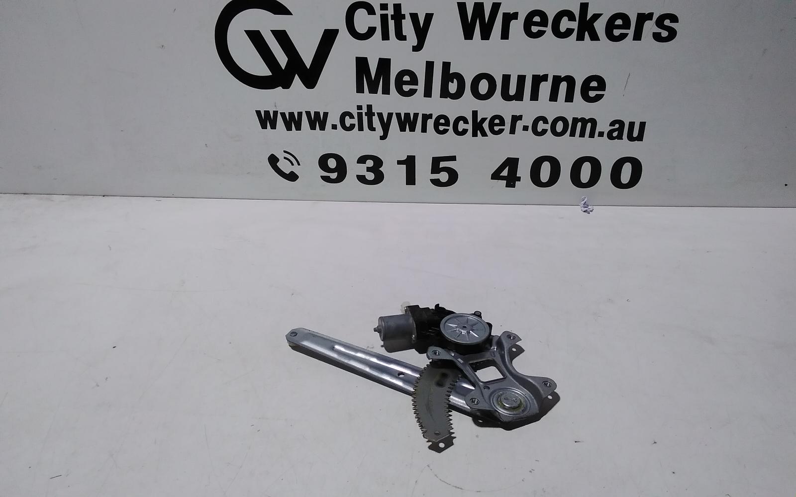View Auto part Right Rear Wnd Reg/Motor Subaru Impreza 2017