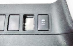 View Auto part Misc Toyota Kluger 2014