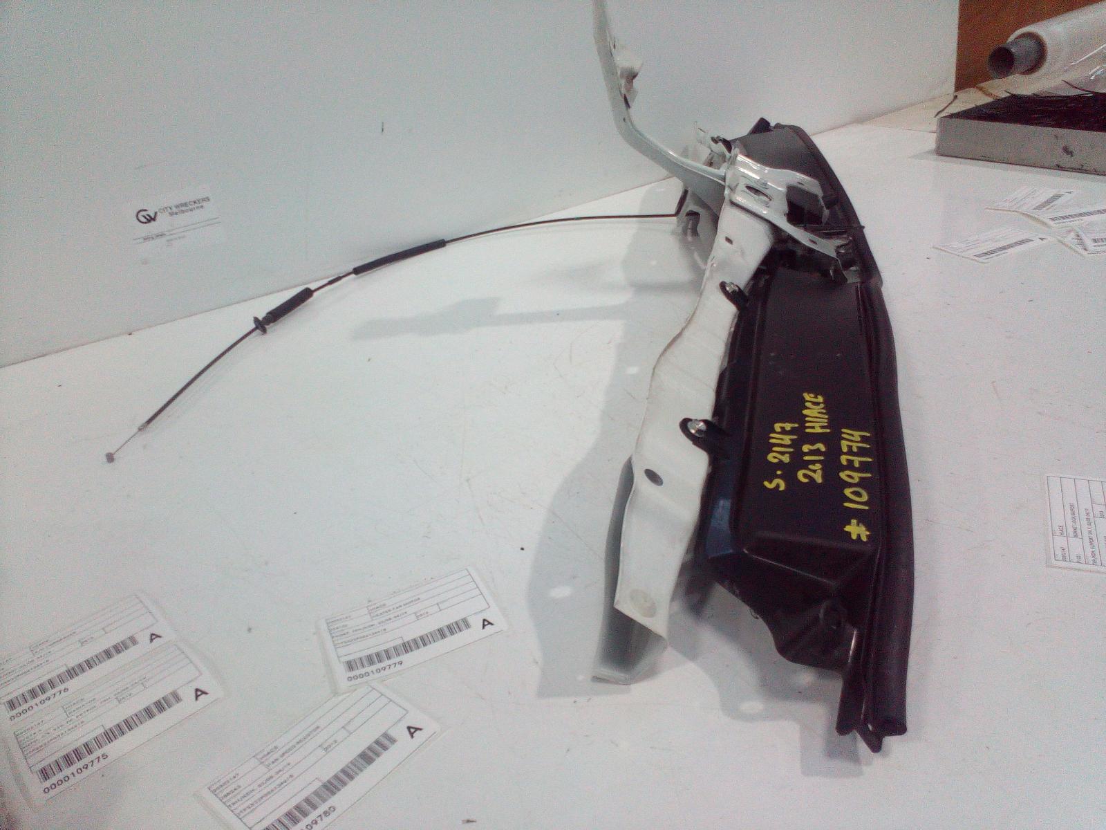 View Auto part Bonnet Lock/Support Toyota Hiace 2013