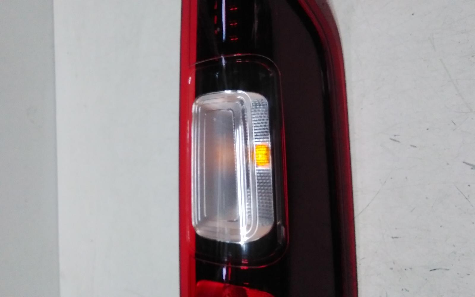 View Auto part Right Taillight Renault Trafic 2021