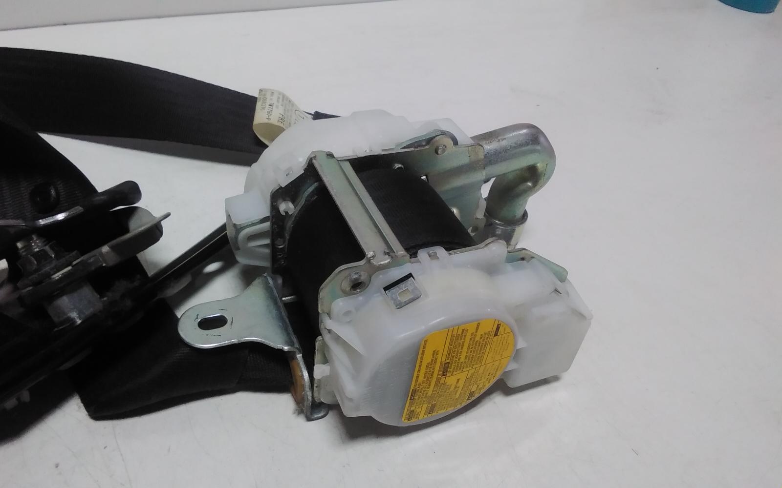 View Auto part Seatbelt/Stalk Lexus Is250/is250c 2007